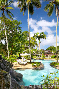 Colony Club 22